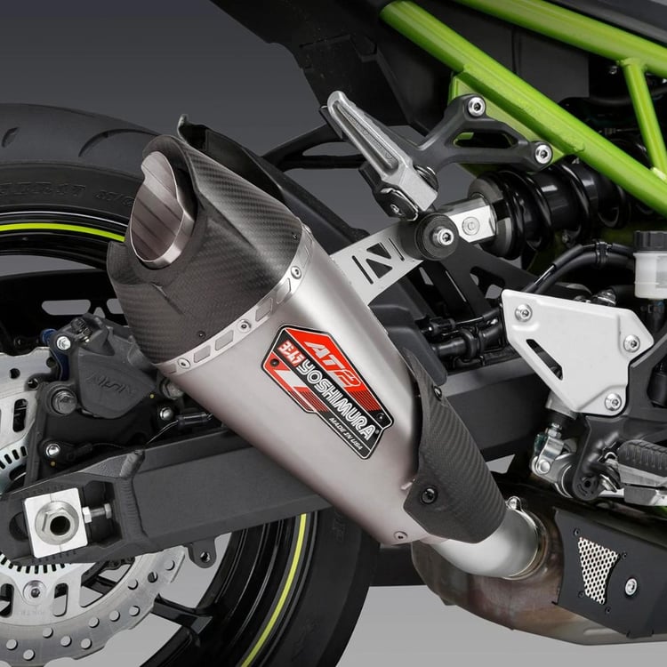 Yoshimura Kawasaki Z900 (17-22) AT2 Stainless Slip-On Exhaust/Stainless Exhaust