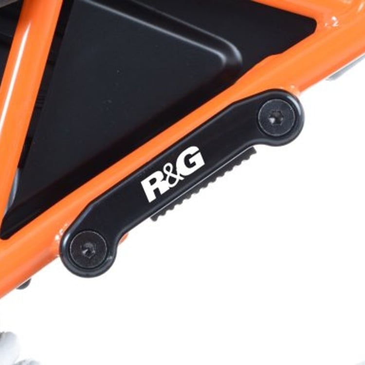 R&G KTM RC 125/200/390 14-16 Rear Foot Rest Blanking Plate Kit
