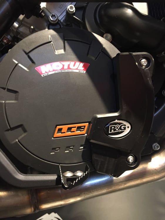 R&G KTM 1050 Adventure/1290 Super Adventure Black Right Hand Side Engine Case Slider