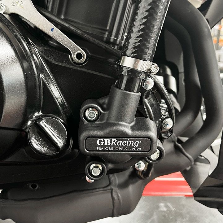 GBRacing Yamaha MT-03 / YZF-R3 Water Pump Case Cover