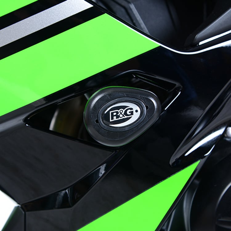 R&G Kawasaki Z650/Ninja 650 Black Aero Crash Protectors