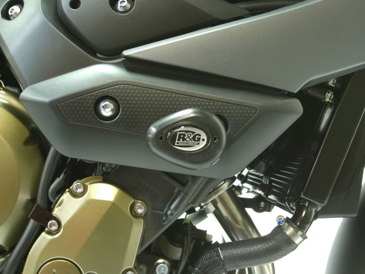 R&G Yamaha XJ6/Diversion Black Aero Crash Protectors