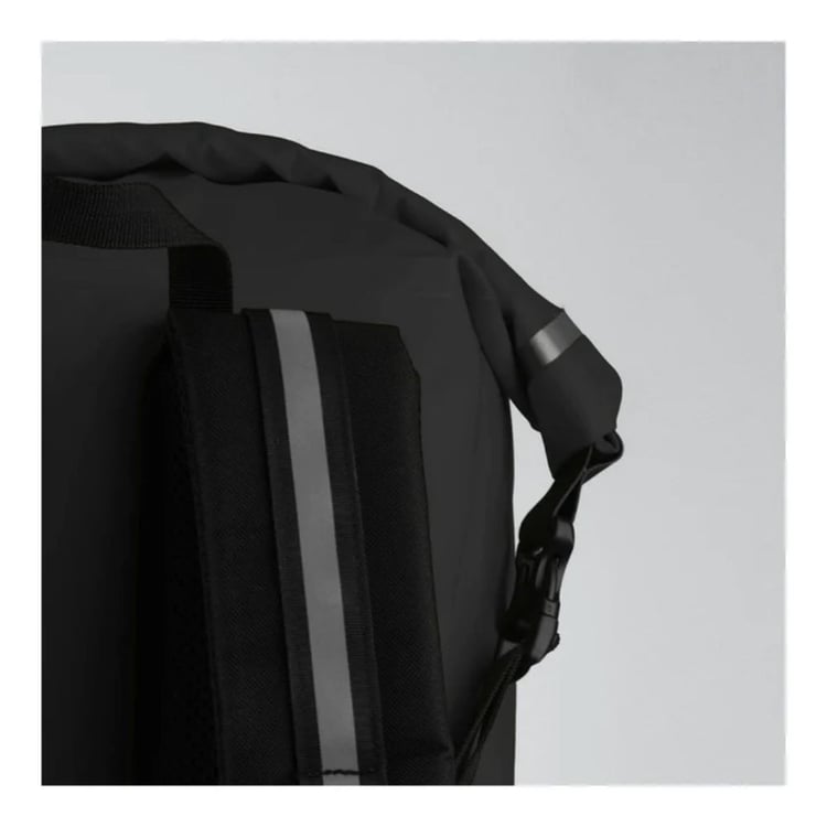 Oxford Aqua V 12 Black Backpack